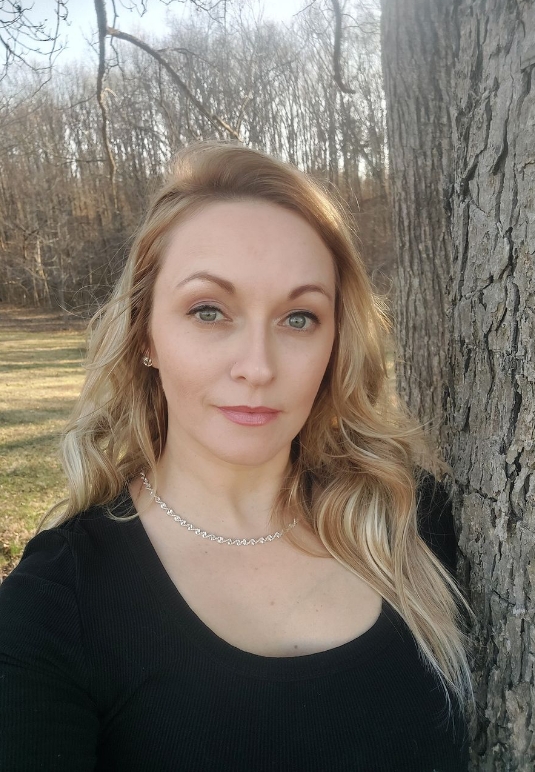 Speech Pathologist Cape Girardeau Missouri Headshot